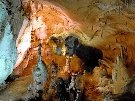 Мраморная пещера. Семинар йоги